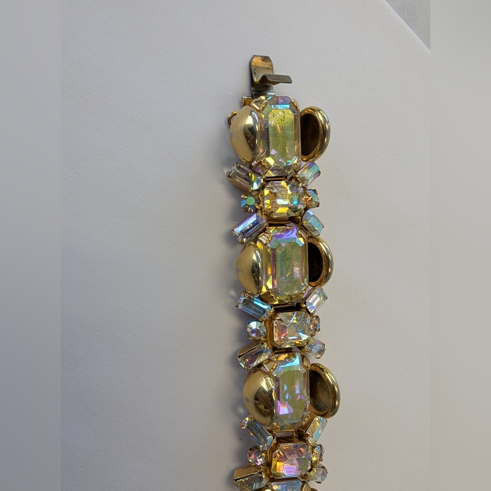 VTG CHUNKY AB CRYSTAL GOLD TONE BRACELET - Picture 9 of 14